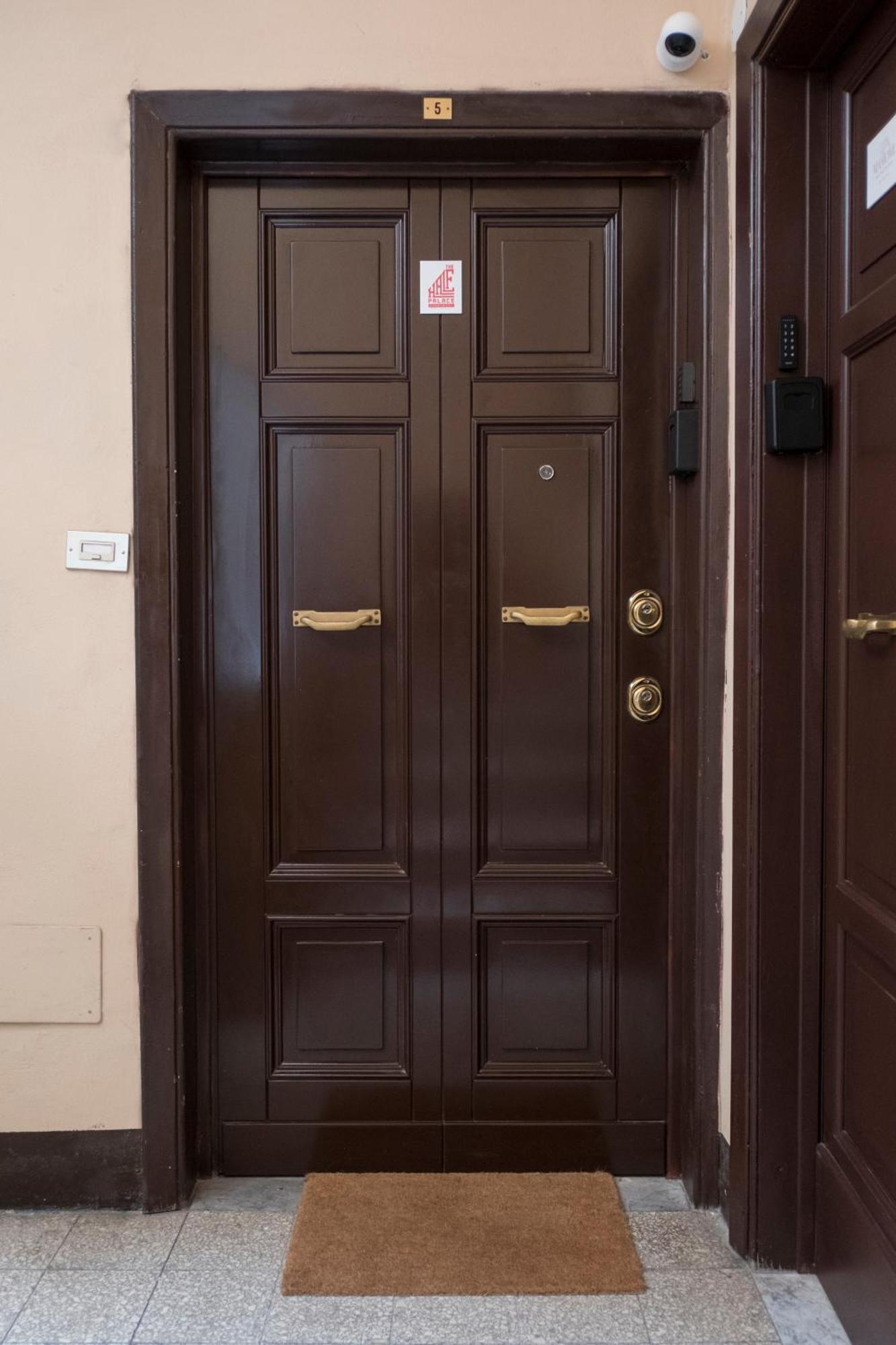 Half Palace, Relaxing Apartment In Rome San Lorenzo Екстер'єр фото