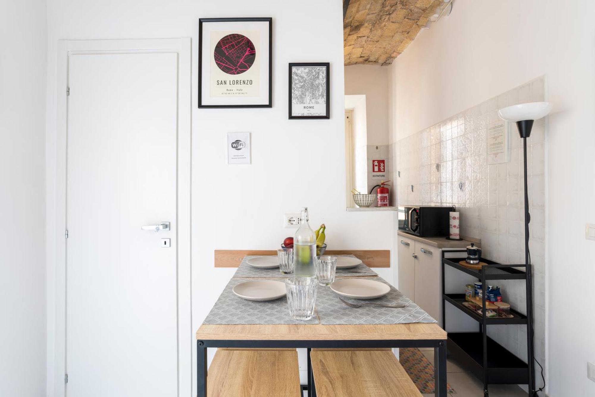 Half Palace, Relaxing Apartment In Rome San Lorenzo Екстер'єр фото