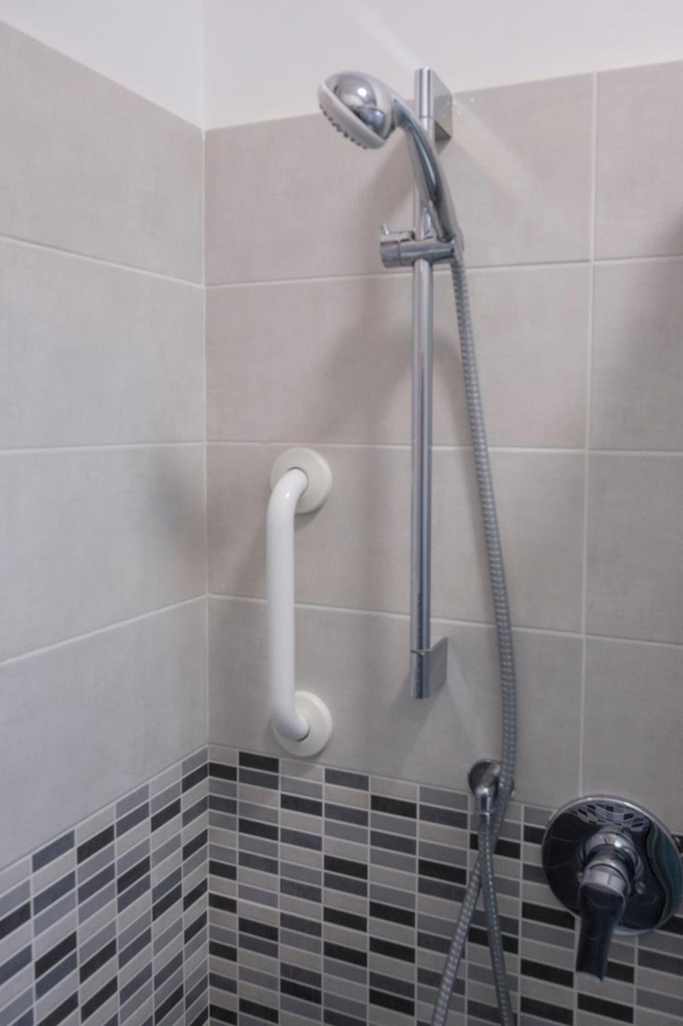 Half Palace, Relaxing Apartment In Rome San Lorenzo Екстер'єр фото